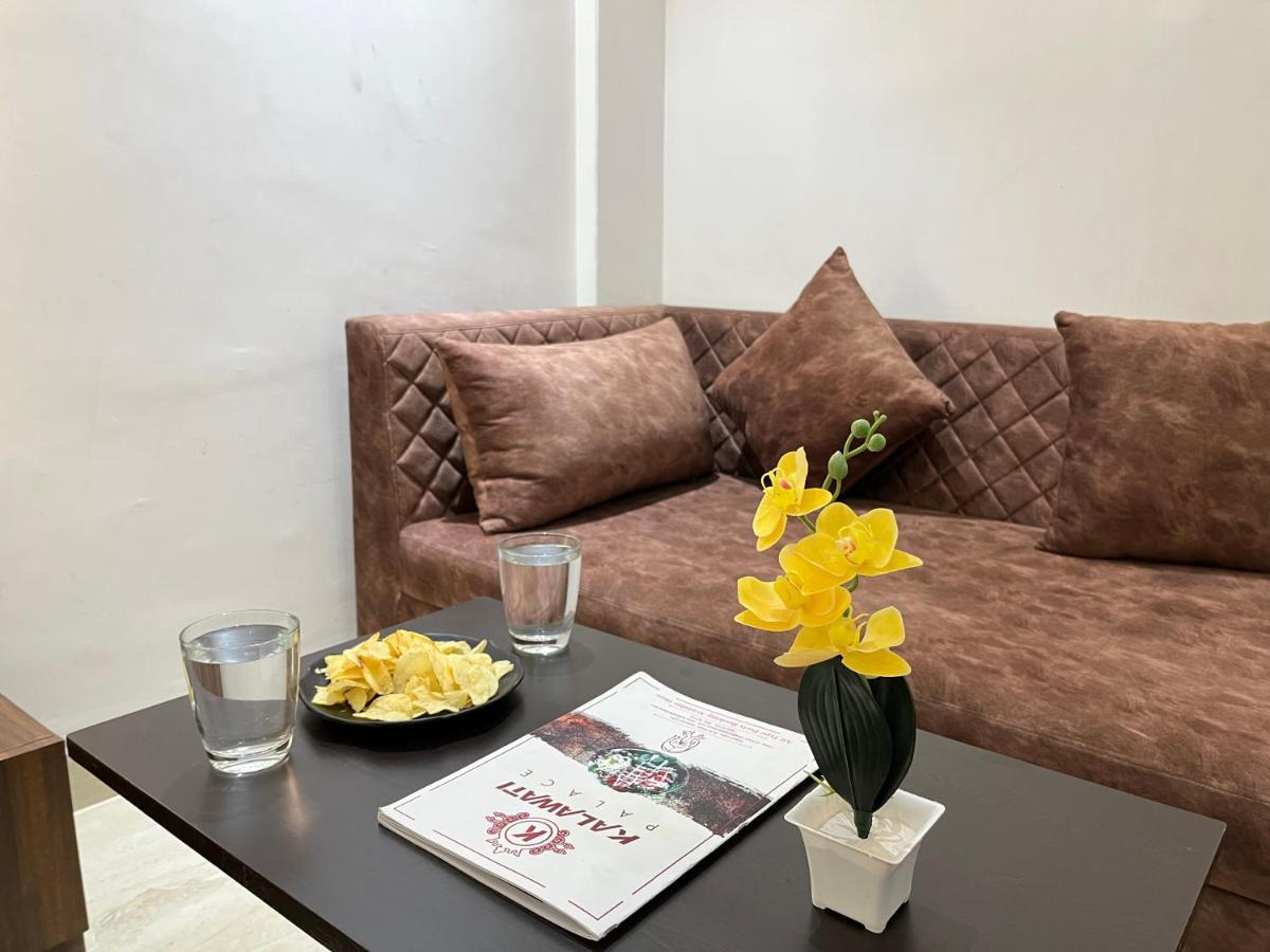 Hotel Kalawati Palace Varanasi Ngoại thất bức ảnh