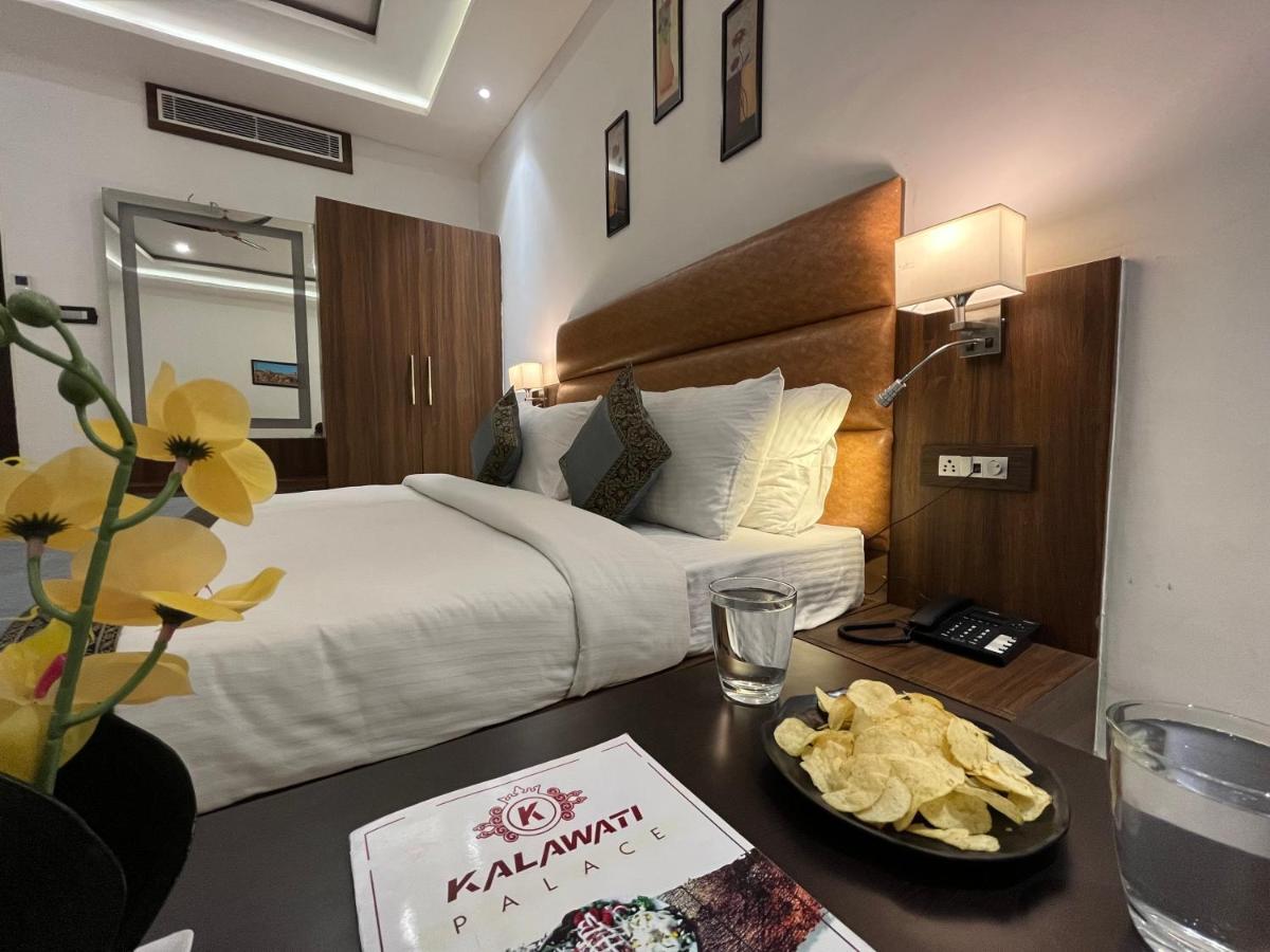 Hotel Kalawati Palace Varanasi Ngoại thất bức ảnh
